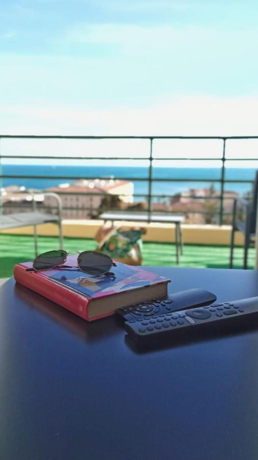 Sunshine Apartments Vistas Al Mar マラガ エクステリア 写真